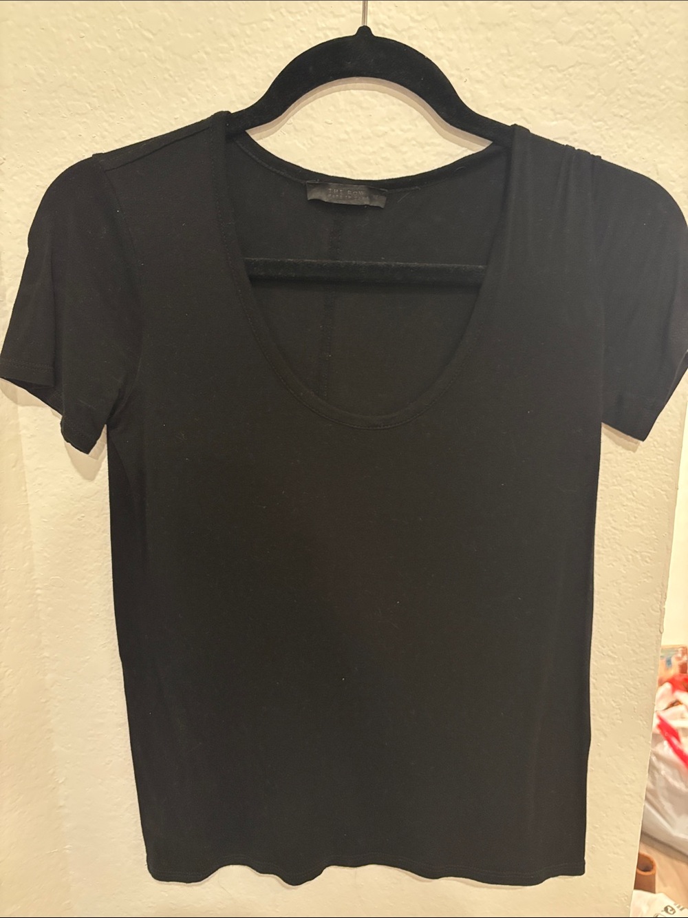 The row black scoop neck tshirt